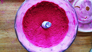 TURBO energetyczne batony żurawinowo-malinowe z czarną QUINOĄ, pistacjami, migdałami i słonecznikiem. Najlepsze batony dla sportowców z czarną komosą ryżową.