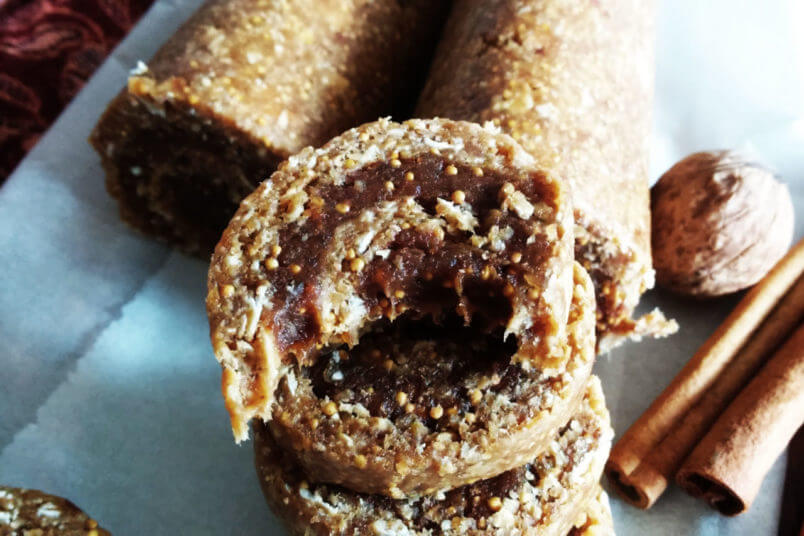 Wegańskie surowe ciasteczka figowe i cynamonowe - RAW & VEGAN