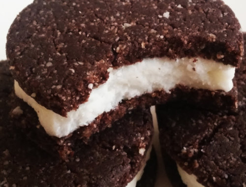 Wegańskie OREO - zdrowe kokosowe ciastka bez pieczenia
