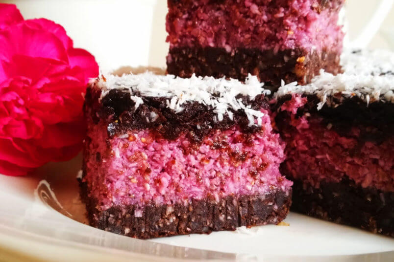 Wegańskie ciasto malinowe z czekoladą, bez pieczenia - RAW & VEGAN