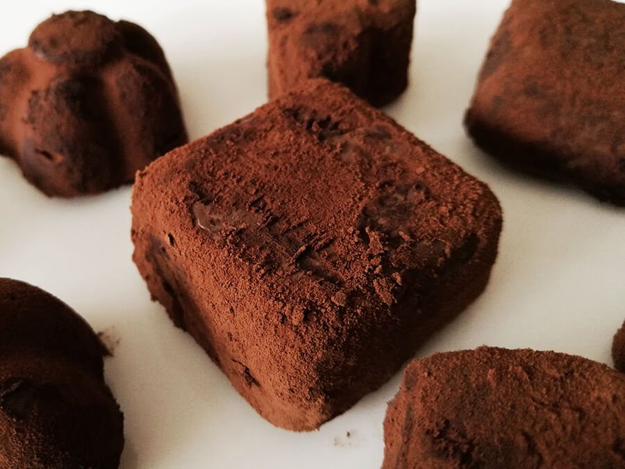 Wegańskie pralinki czekoladowe, 3 składniki - prezent na wegańskie walentynki